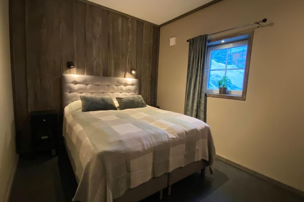 Modern Stuga Med Ski Lodge Kaensla Йервсё Экстерьер фото